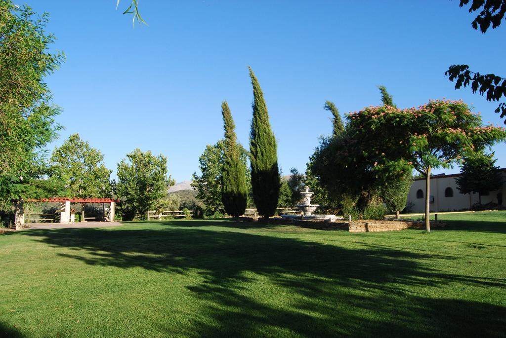 Hotel Hacienda Mendoza Archidona Esterno foto
